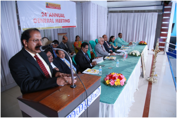 Shri V.P. Nandakumar M.D & CEO Addressing the meeting.​